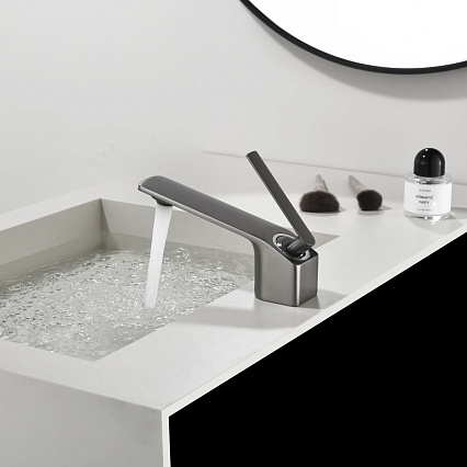 Смеситель для раковины Black&White Gravity GF-7104-GM оружейная сталь