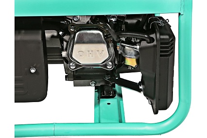 Бензогенератор Sturm 6500 ВА, AVR (Авто. Рег.Напр.), ручной старт, 73 кг, бак 25 л PG8765N