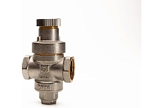 Редуктор давления поршневой PROEXPERT 1/2&quot; 04070101