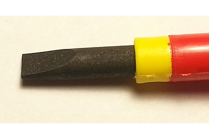 Шлицевая диэлектрическая отвертка Norgau 4x100 мм, тип N171-4x100 067062240