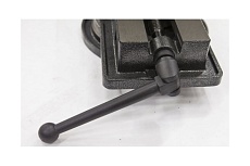 Тиски станочные с поворотным основанием Stalex ширина губок 100 мм QM16100