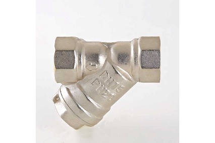 Комплект Valtec _1 VI7 Водосчетчик унив., квартирный, до +90 С, 1,5м3, 1/2", 110 мм VLF-15U + Фильтр косой 1/2 VT.192.N.04 VT.VI7.K1.VLF.192