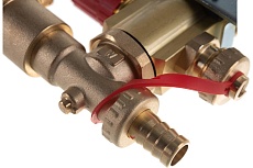 Комплект коллекторов Danfoss FHF-4 set с кронштейнами и воздухоотводчиками 4 контура 088U0704