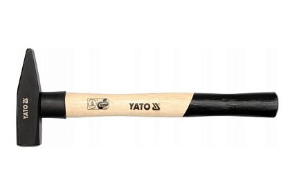 Слесарный молоток Yato 300гр деревянная ручка YT-4493