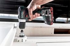 Аккумуляторная дрель-шуруповерт Metabo BS 18 L BL 602326890