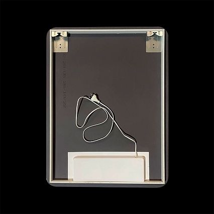 Зеркало Vincea VLM-3BE6007 60x70 см, сенсорный выключатель, диммер Зеркало Vincea VLM-3BE6007 60x70 см, сенсорный выключатель, диммер