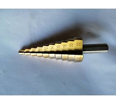 Ступенчатое сверло в блистере (4-22 мм, HSS 4241) Rockforce RF-44741(29880)