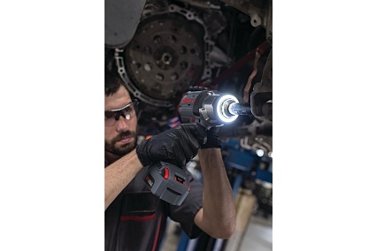 Аккумуляторный ударный гайковерт Ingersoll Rand 1/2", 20 В, 1360/68-746 Нм, 1900 об/мин W7152
