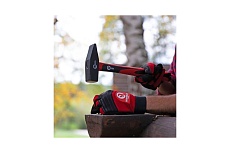 Молоток Intertool 1000 г, ручка из фибергласа HT-0210