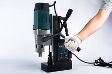 Сверлильный станок с магнитной стойкой Alteco Professional MD 1938 13543