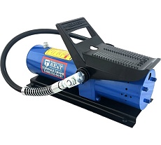 Насос пневмогидравлический AE&T 0.69л с шлангом T08069