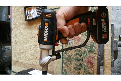Аккумуляторная дрель-шуруповерт Worx Switchdriver WX176.2