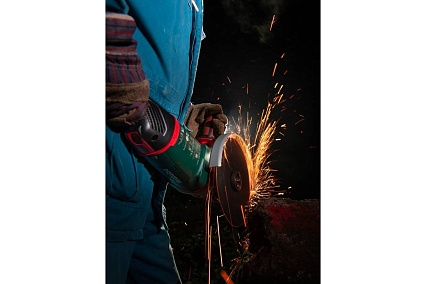 Угловая шлифмашина Metabo WEA 26-230 MVT Quick 606476000
