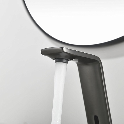 Смеситель для раковины Black&White Gravity GS-7102-GM сенсорный, оружейная сталь