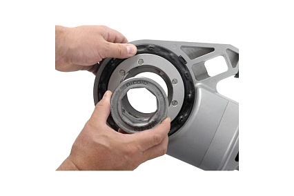 Электрический резьбонарезной клупп (1/2"-2") BSPT 690-I Ridgid 44933
