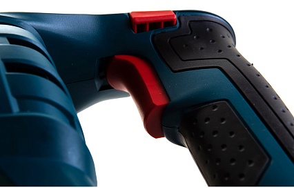 Сабельная ножовка Bosch GSA 1300 PCE 0.601.64E.200