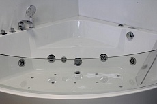 Акриловая ванна CeruttiSPA C-400 135x135 с г/м