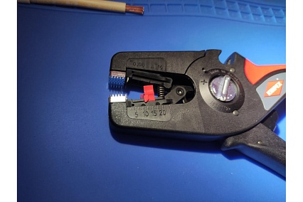 Автоматический стриппер Knipex PreciStrip16 L-195 мм в блистере KN-1252195SB