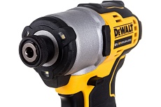 Бесщеточный импульсный шуруповерт DeWalt 18 В XR батарея POWERSTACK, чемодан TSTAK DCF840E1T-XJ