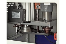 Фрезерный станок Белмаш с подвижным столом BELMASH MM1500ST1000 S198A