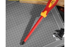 Диэлектрическая крестовая отвертка Deli DL518150 PH3x150мм 110594