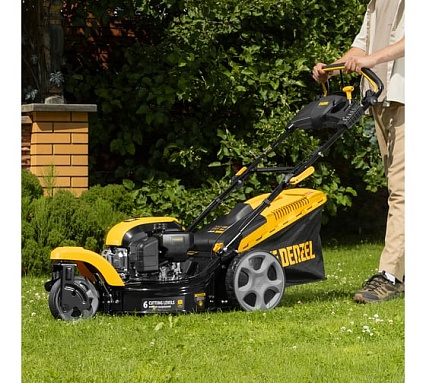 Бензиновая газонокосилка Denzel GLT-460SP-T, Trike 150 см3, 46 см, привод, панель, 60л 58810