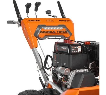 Снегоуборщик Daewoo бензиновый с инжекторным двигателем DAST 17110 EFI