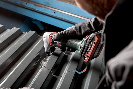 Аккумуляторные вырубные ножницы Metabo NIV 18 LTX BL 1.6 601614850