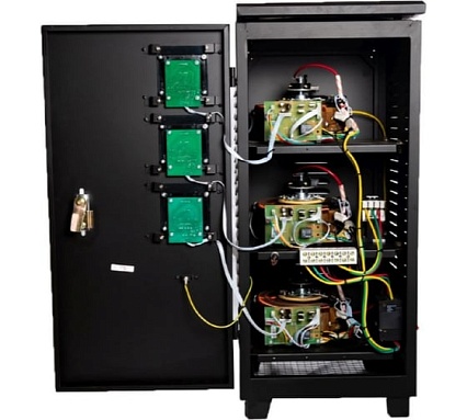 Трехфазный стабилизатор напряжения Ресанта ACH-9000/3-ЭМ 63/4/4