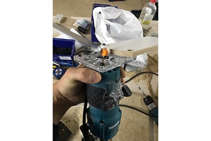 Кромочный фрезер Makita 3709