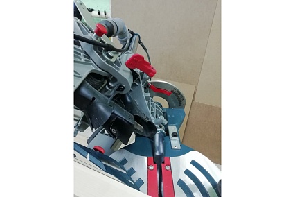 Торцовочная пила Bosch GCM 8 SJL Professional 0.601.B19.100