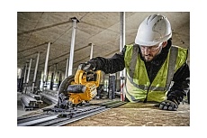 Дисковая пила DeWalt 54 В XR FLEXVOLT DCS579N-XJ