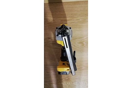 Степлер DeWalt DCN 692P2