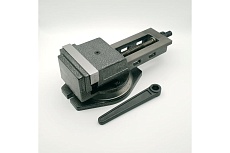 Станочные поворотные тиски ТЕХНОРЕАЛ QB136, 136 мм, с открытым винтом МА320301110