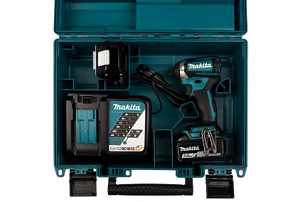 Аккумуляторный ударный шуруповерт Makita DTD154RFE