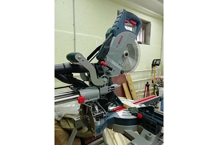 Торцовочная пила Bosch GCM 8 SJL Professional 0.601.B19.100