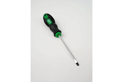 Слесарная отвертка Oasis 226 Eco SL5X150 103011201005