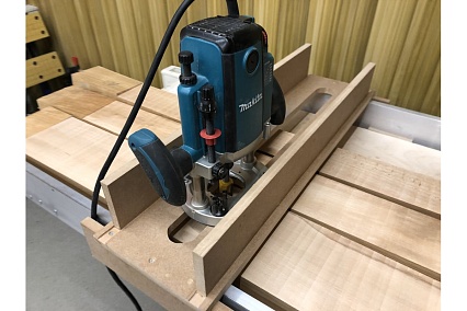 Ручной фрезер Makita RP2301FCX