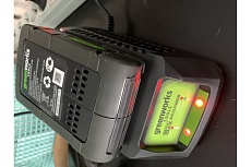 Зарядное устройство (2 А*ч/ 4 А*ч; 24 В) G24C GreenWorks 2903607