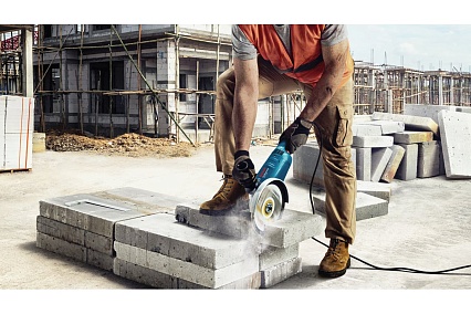 Сетевая углошлифовальная машина Bosch GWS 2200-230 RSP 06018C1320