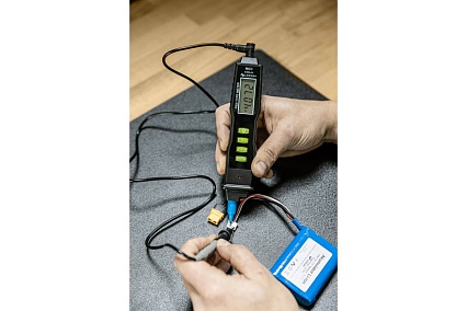 Цифровой мультиметр Hoegert Technik HOEGERT Smart All-in HT1E615