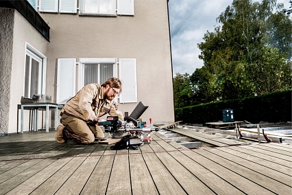 Аккумуляторная торцовочная пила Metabo KGS 18 LTX 216 619001850